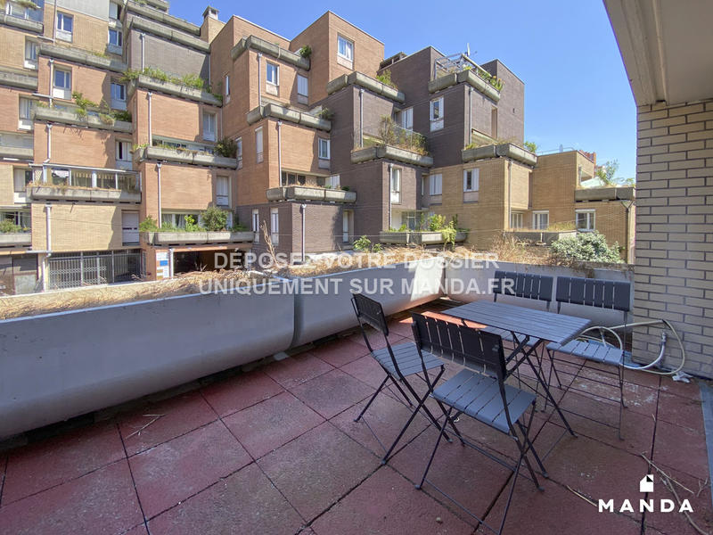 Chambre - 10 m² - 5 pièces