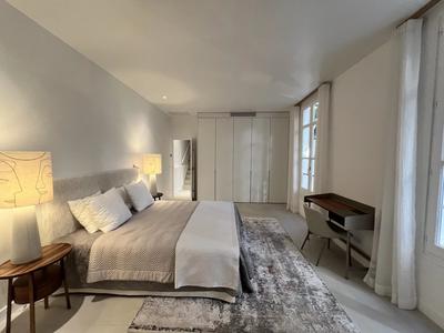 Appartement - 130 m² - 5 pièces