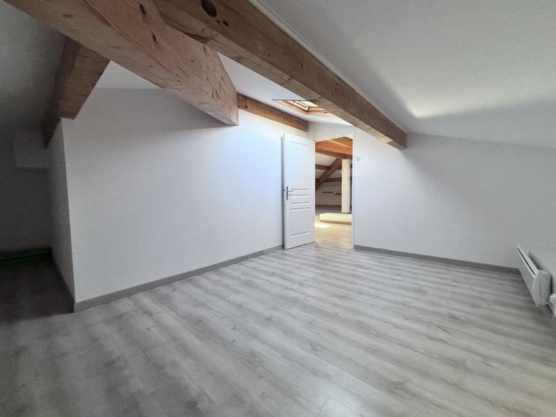 Appartement - 188 m² - 5 pièces