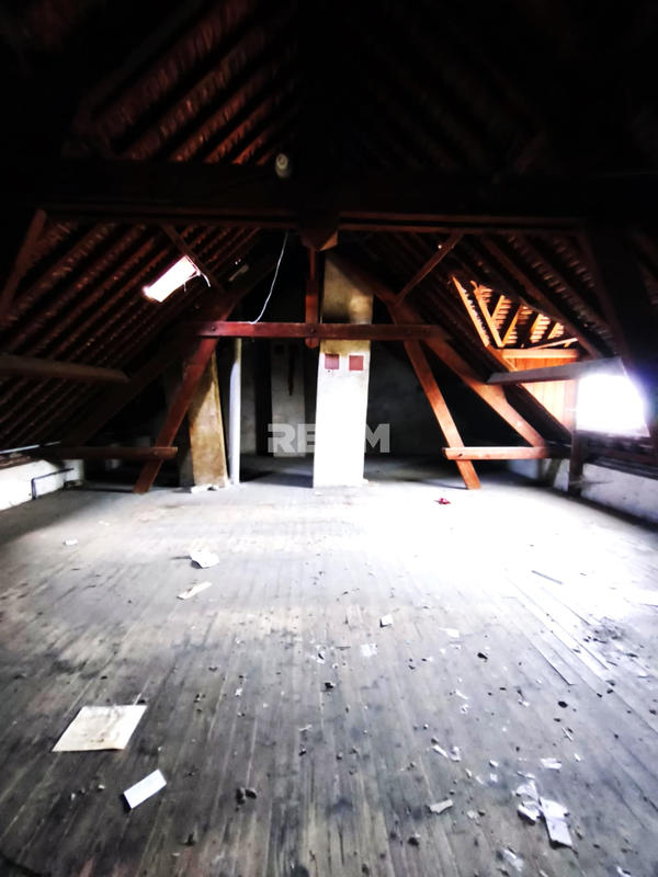 Maison - 167 m² - 6 pièces