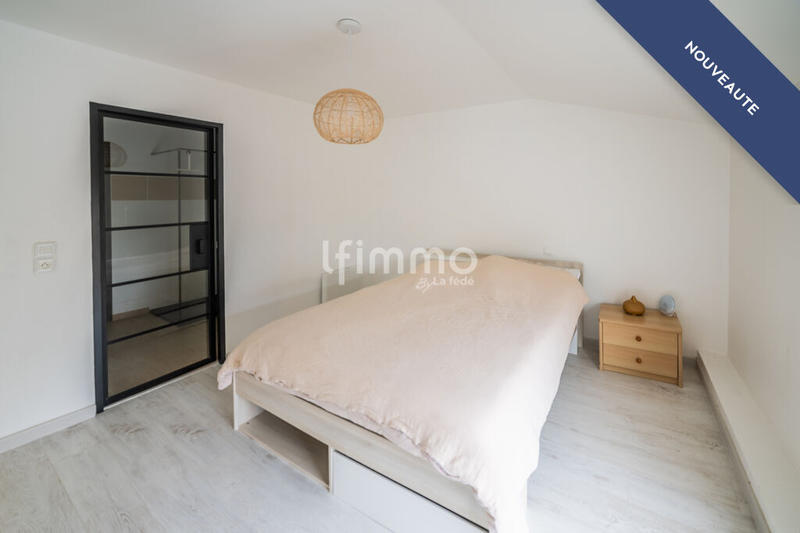 Maison - 220 m² - 6 pièces