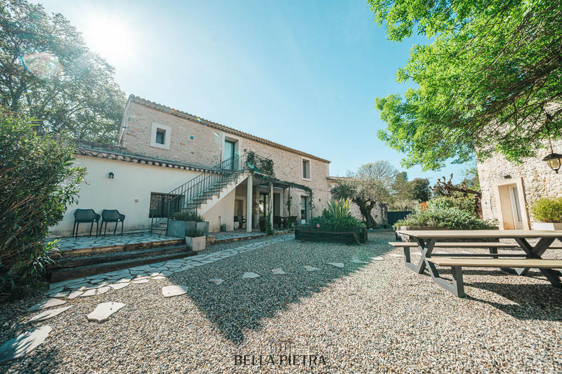 Moulin - 363 m² - 12 pièces