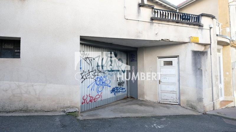 Immeuble - 174 m² - 9 pièces