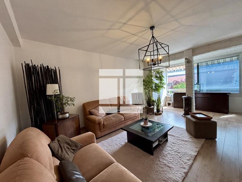 Appartement - 96 m² - 4 pièces