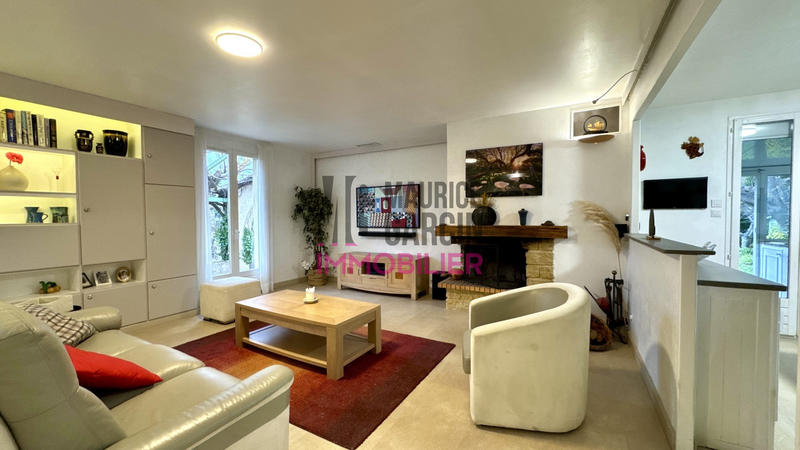 Maison - 224 m² - 5 pièces