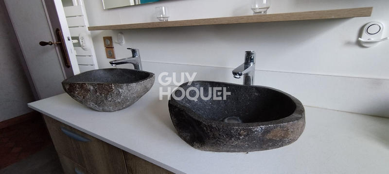 Maison - 175 m² - 7 pièces