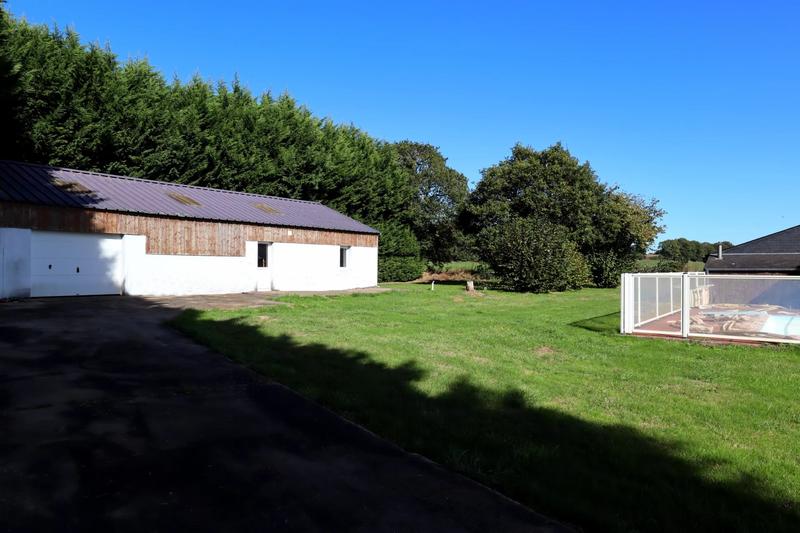 Maison - 121 m² - 7 pièces