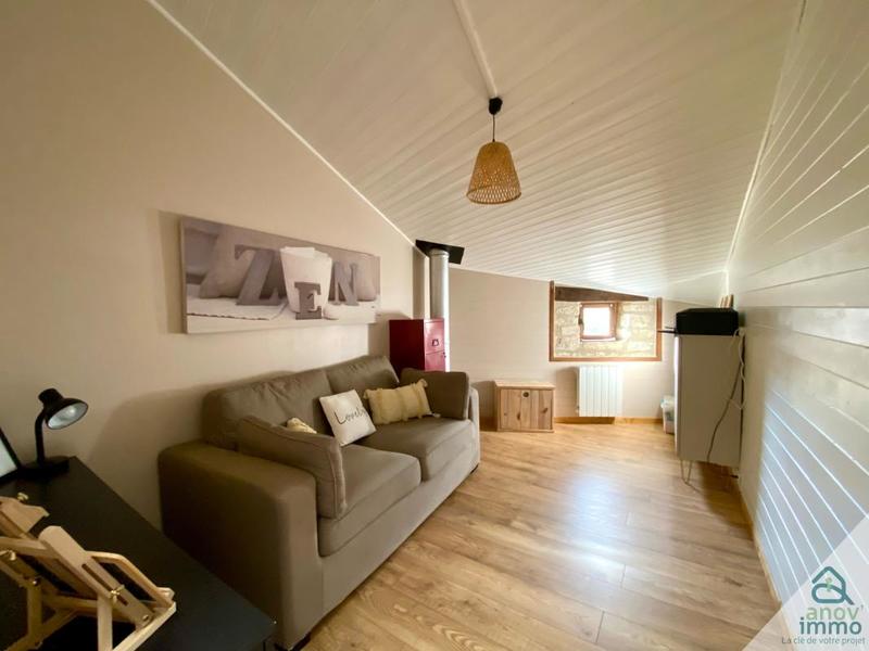 Propriété - 216 m² - 8 pièces