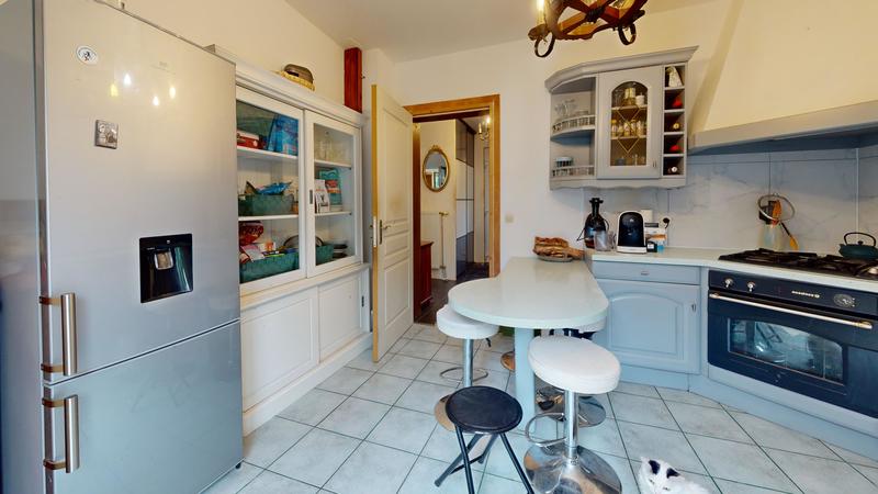 Maison chambre d'hôtes - 165 m² - 8 pièces