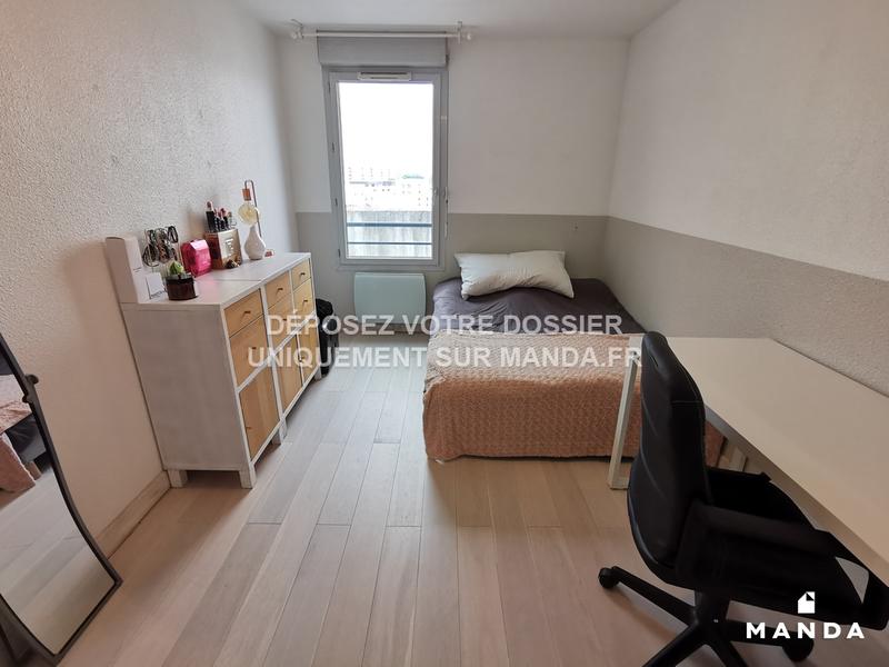 Chambre - 13 m² - 4 pièces