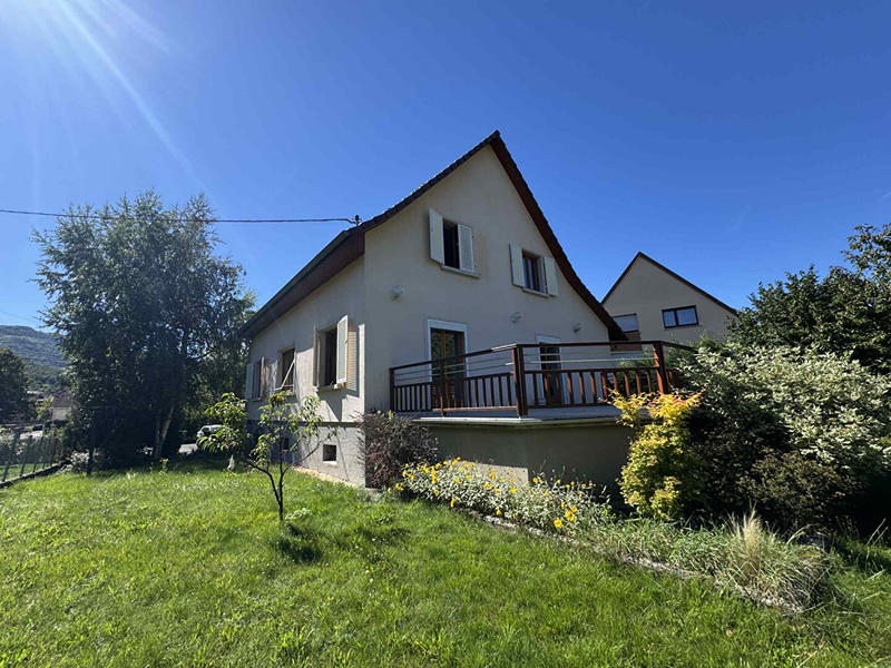 Maison - 154 m² - 9 pièces