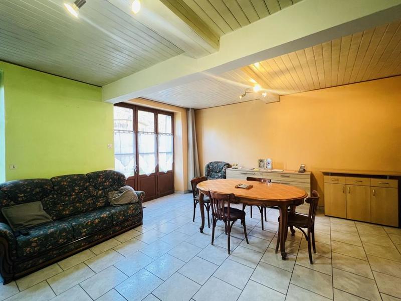 Maison - 95 m² - 4 pièces