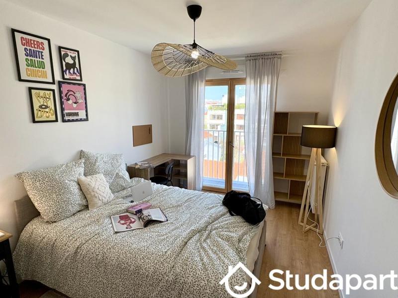 Chambre - 10 m² - 1 pièce