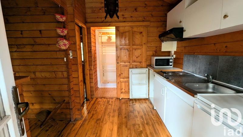 Maison - 260 m² - 10 pièces