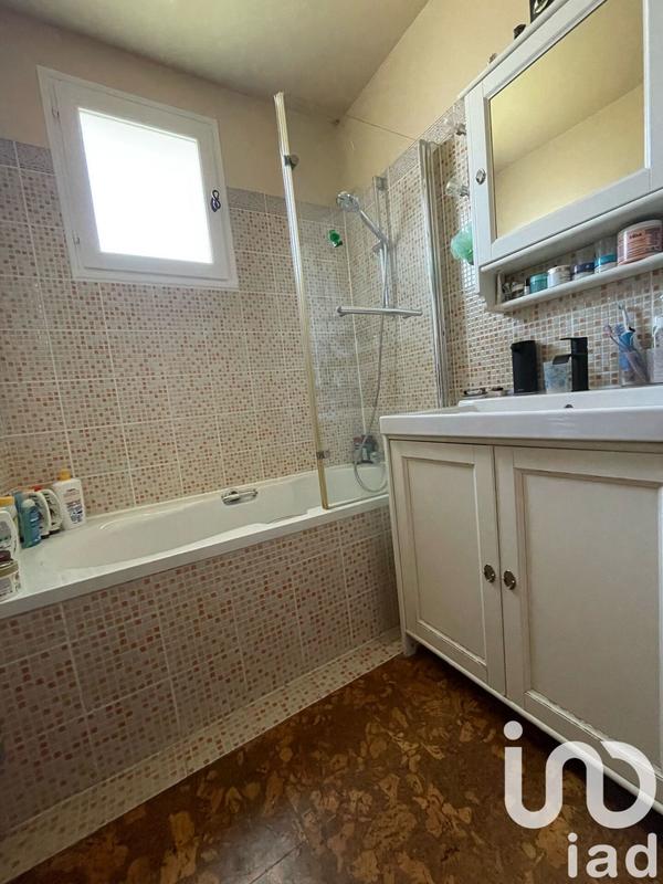 Maison - 93 m² - 5 pièces