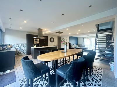 Maison - 150 m² - 5 pièces