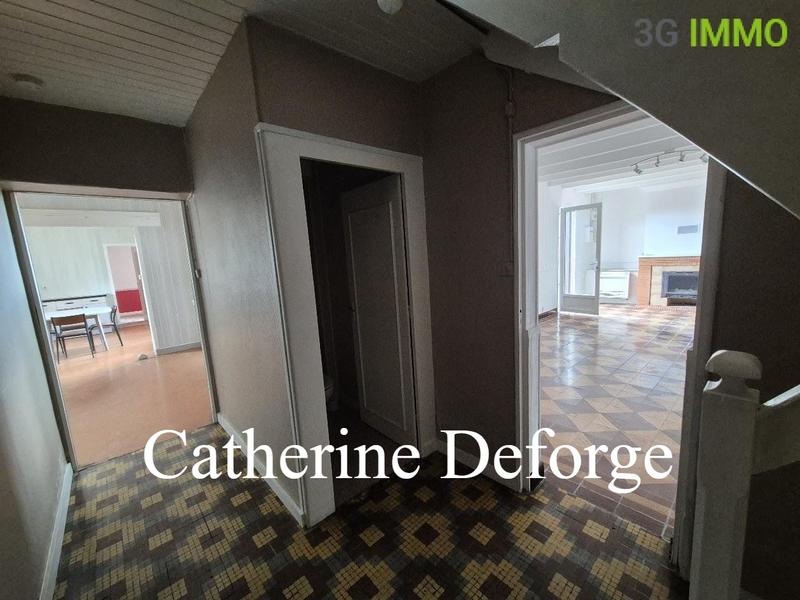 Maison - 280 m² - 12 pièces