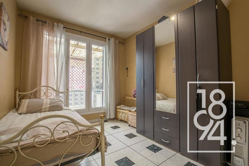 Immeuble - 222 m² - 8 pièces