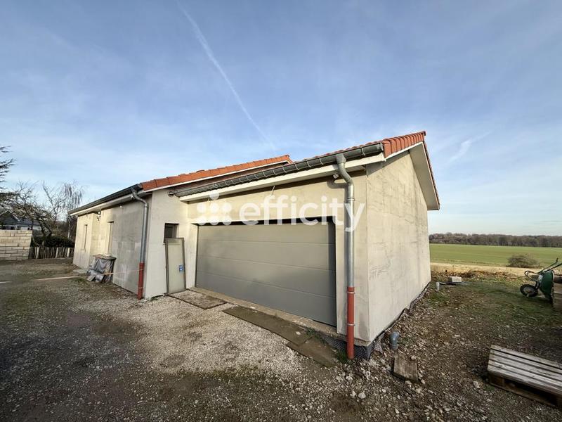 Maison - 110 m² - 4 pièces