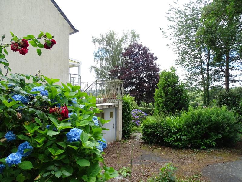 Maison - 61 m² - 6 pièces