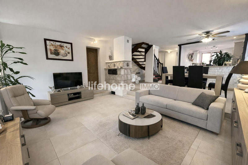 Maison - 111 m² - 5 pièces