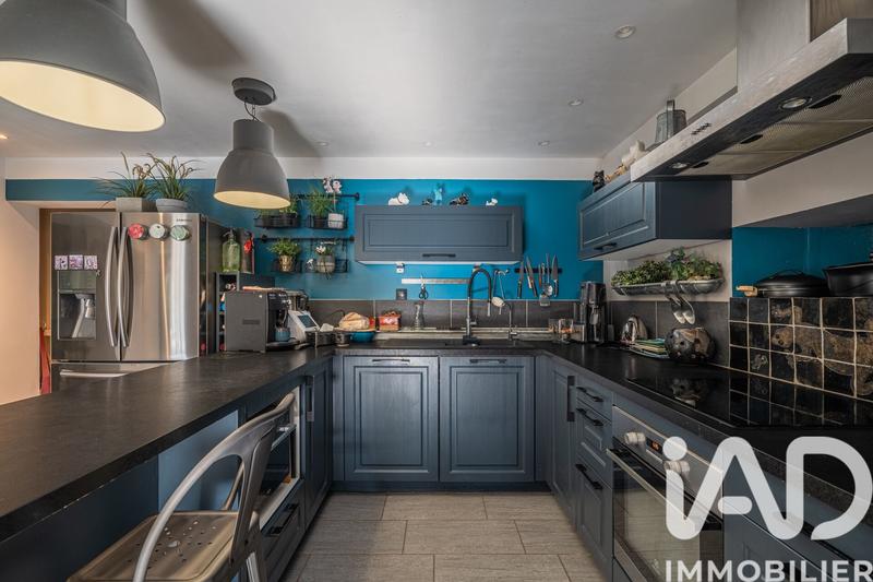 Maison - 177 m² - 6 pièces