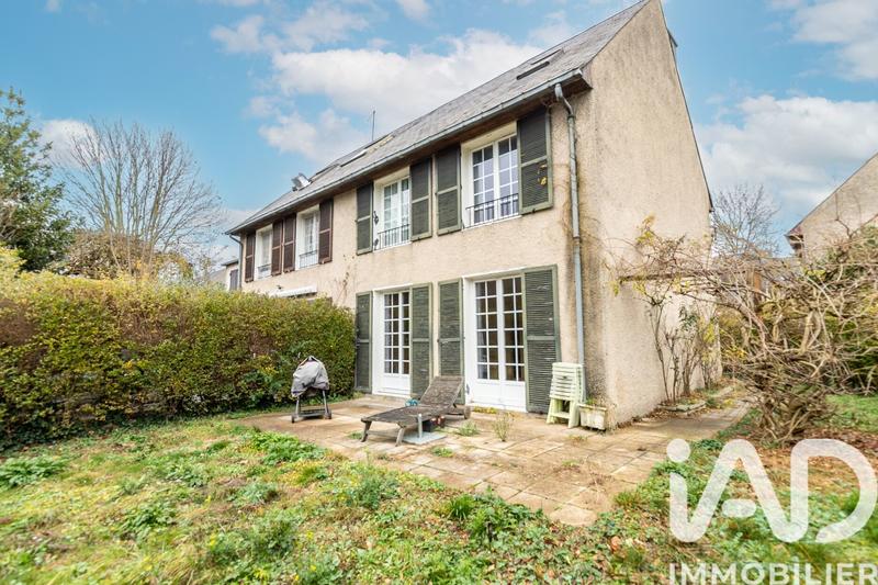Maison - 144 m² - 5 pièces
