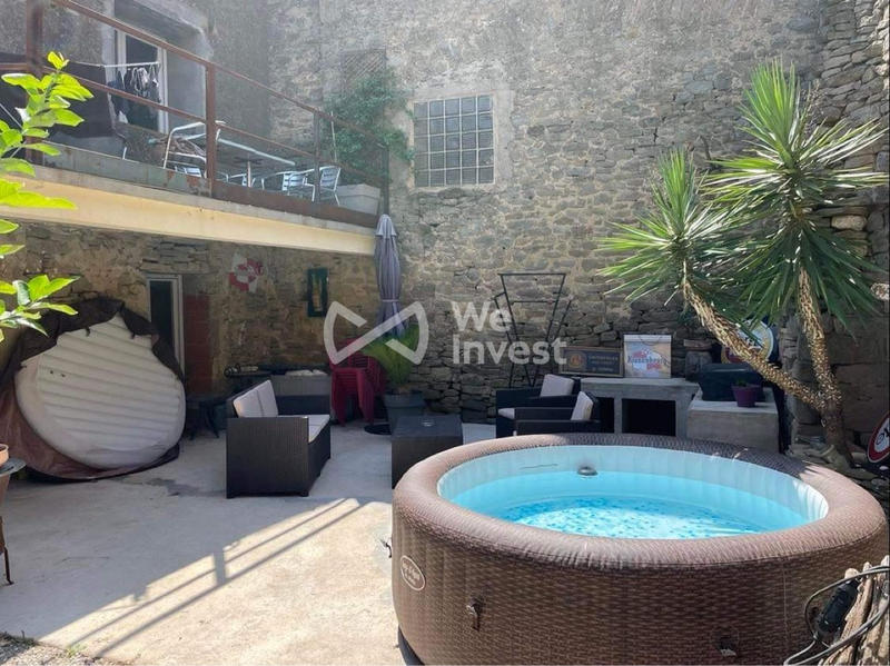 Maison - 185 m² - 5 pièces