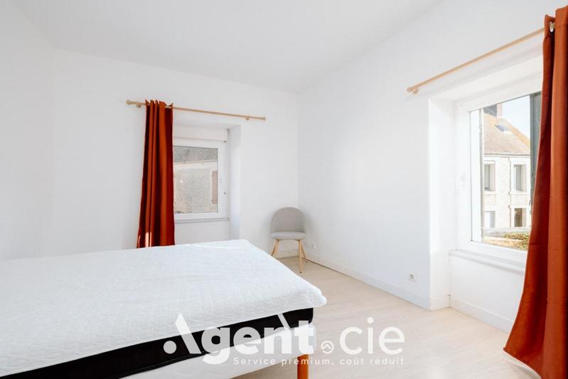 Maison - 104 m² - 5 pièces