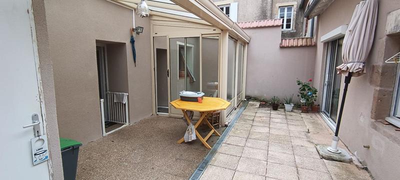 Maison - 180 m² - 6 pièces