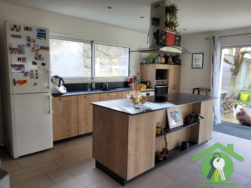 Maison - 104 m² - 4 pièces