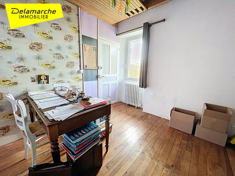 Maison - 208 m² - 9 pièces