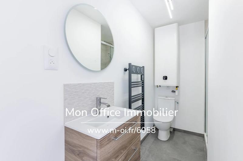 Bureau - 22 m² - 2 pièces