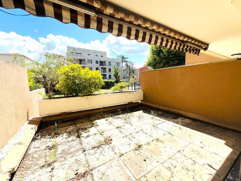 Appartement - 77 m² - 3 pièces