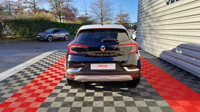 Renault Captur Mild Hybrid 160 Edc Techno