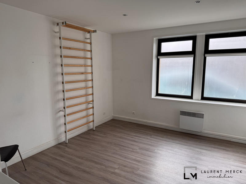 Local d'activités - 117 m²