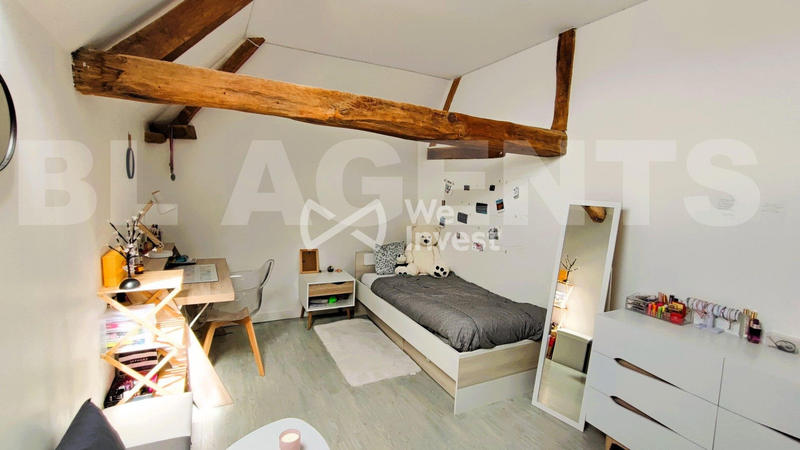 Maison - 170 m² - 8 pièces