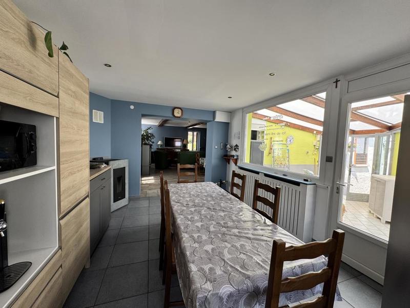 Maison de campagne - 180 m² - 12 pièces