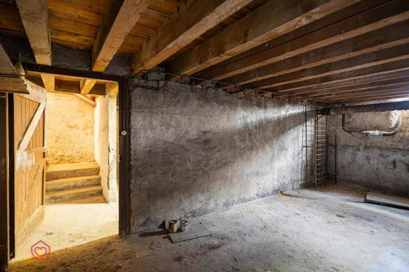 Maison de village - 282 m² - 8 pièces