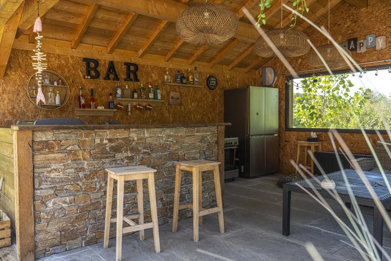 Maison - 350 m² - 9 pièces