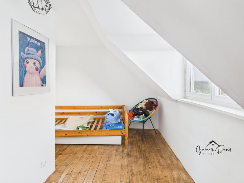 Maison - 148 m² - 8 pièces