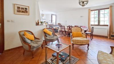 Maison - 165 m² - 6 pièces