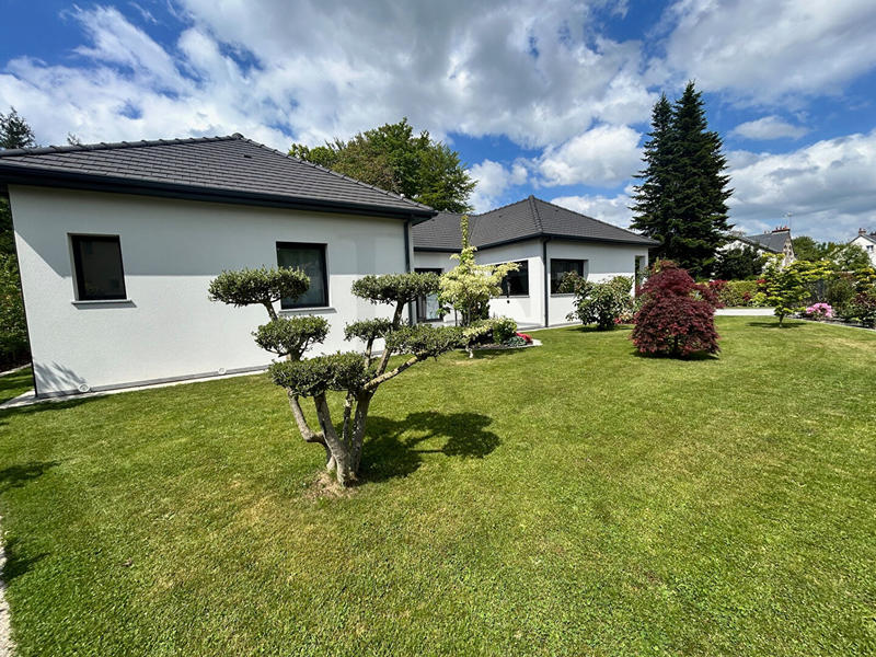 Maison - 217 m² - 5 pièces