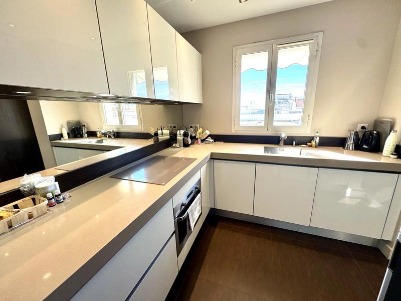 Appartement - 97 m² - 4 pièces