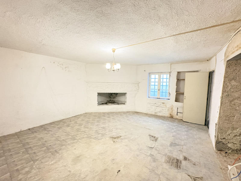 Maison de village - 90 m² - 4 pièces