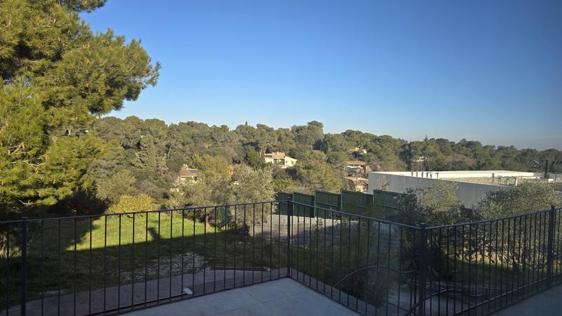 Propriété - 295 m² - 12 pièces