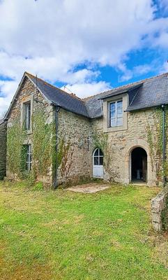 Corps de ferme - 260 m² - 8 pièces