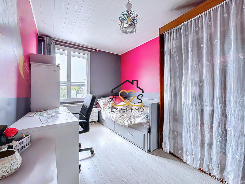 Maison - 84 m² - 4 pièces