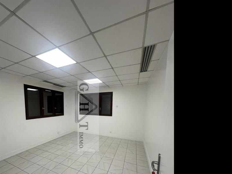 Local commercial - 300 m²