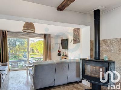 Maison - 250 m² - 10 pièces